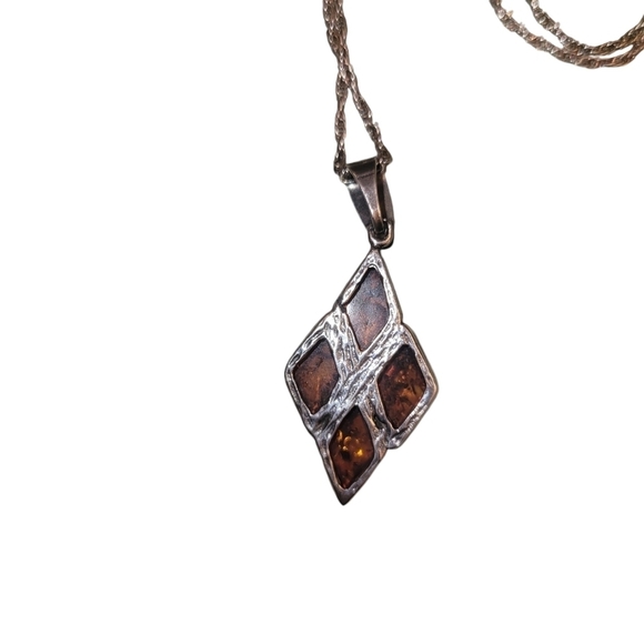 Amber Pendent on Sterling Silver Necklace 27" - Picture 4 of 5